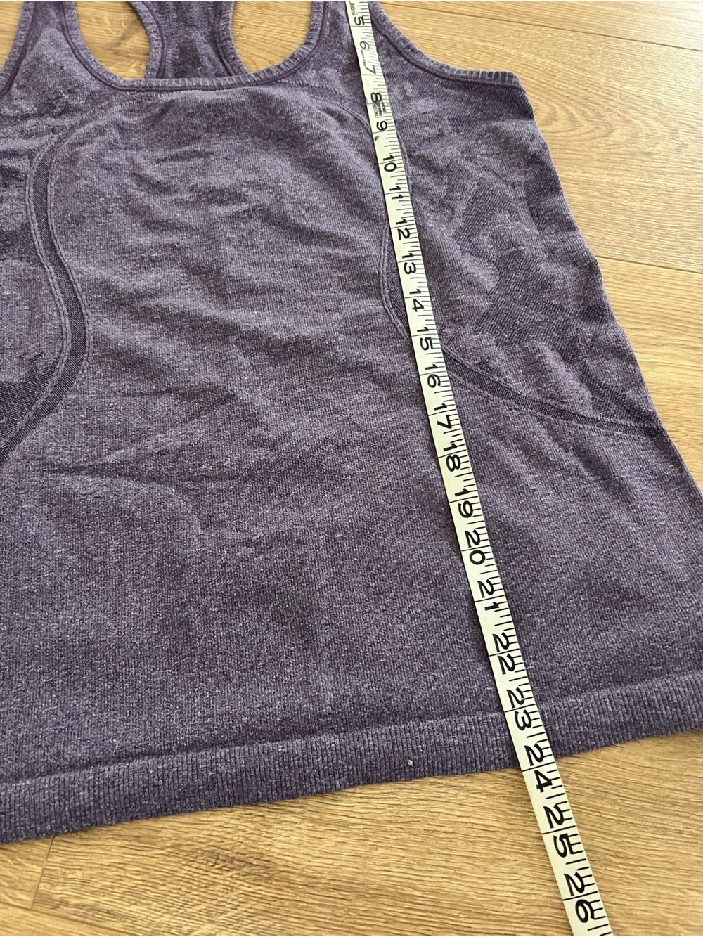 lululemon athletica Swiftly Tech Purple Camo Racerback Tank Top Women’s Size 10 - Picture 7 of 11